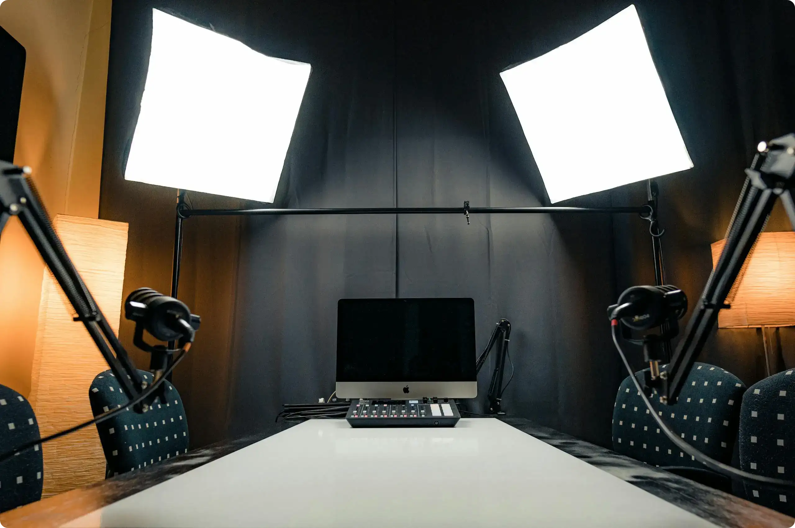 empty audio room